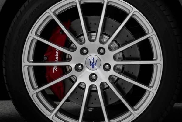 Maserati-MY19-Quattroporte-GranSport-Studio-183490M_newasset.jpg